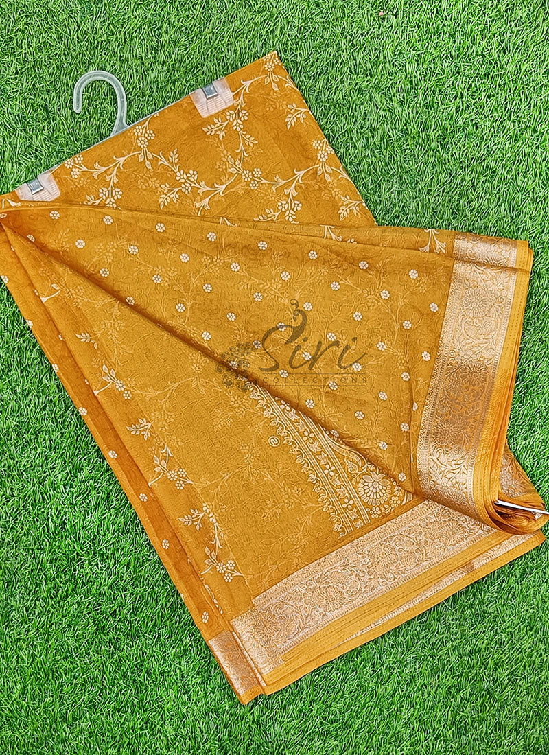 Lovely Printed Georgette Saree in Self Design