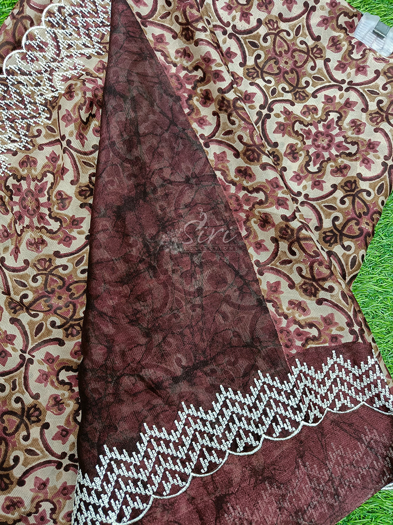 Lovely Metal Georgette Saree in Scallop Border