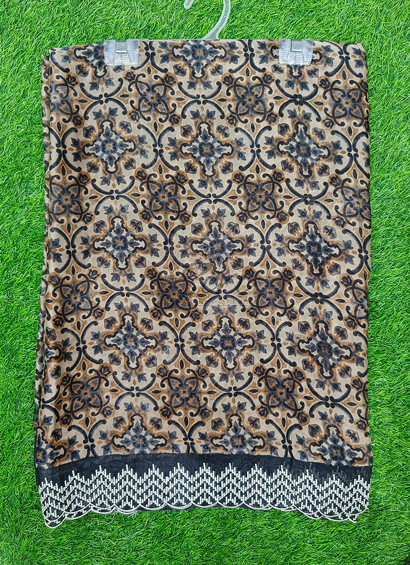 Lovely Metal Georgette Saree in Scallop Border