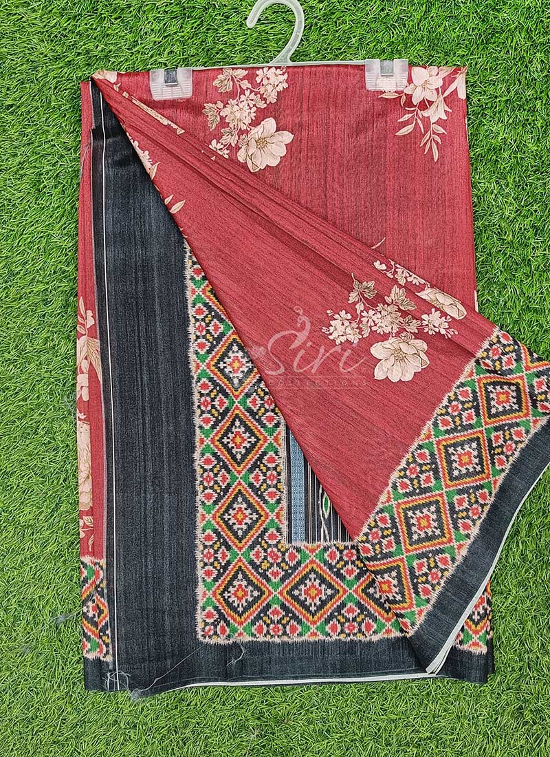 Lovely Digital Print Semi Tussar Saree in Patola Borders