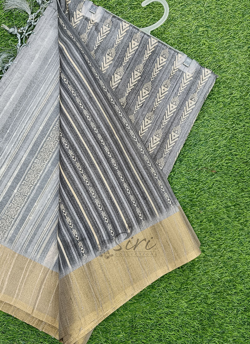 Beautiful Digital Print Matka Silk Saree