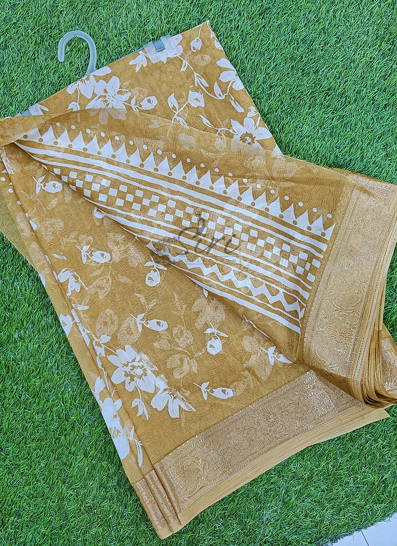 Lovely Printed Georgette Saree in Self Design