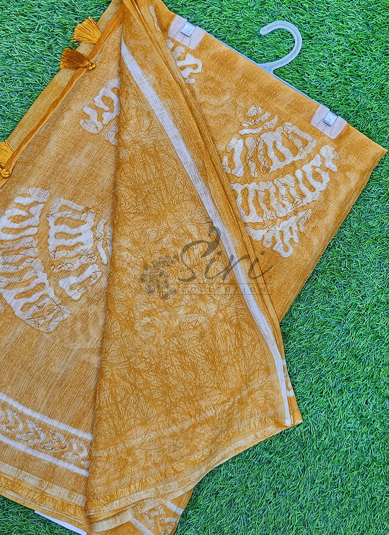 Beautiful Printed Chiffon Saree in Self Lines Texture