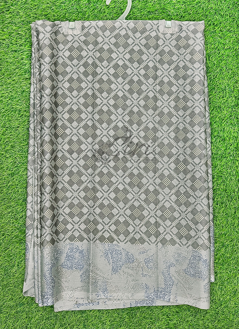 Beautiful Printed Crepe Chiffon Saree