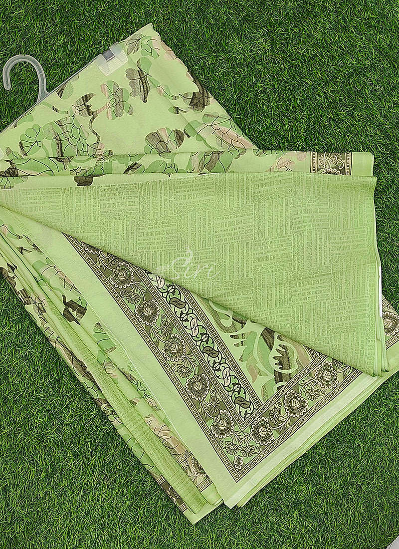 Beautiful Floral Printed Crepe Silk Saree with Blouse