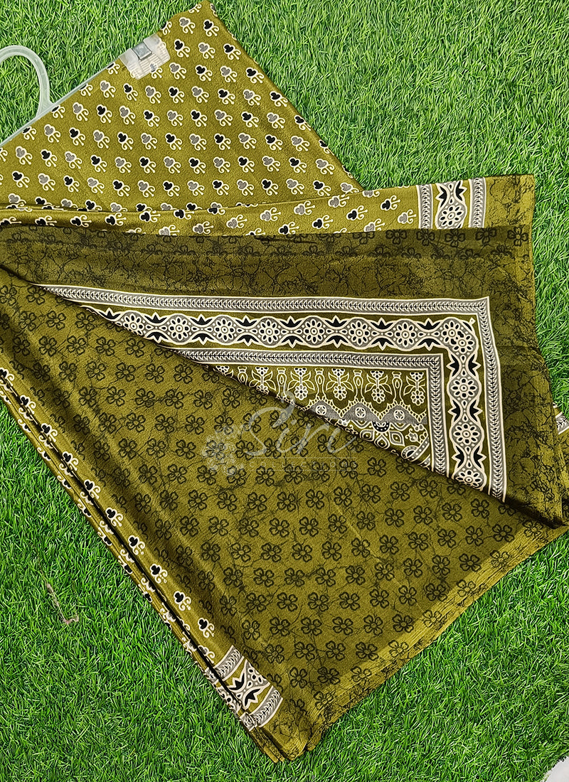 Latest Crepe Saree in Ajrakh Print