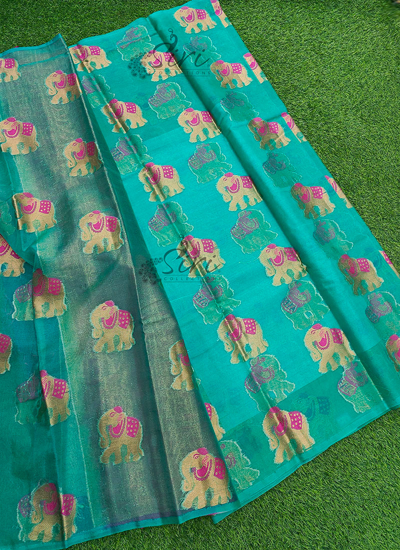 Beautiful Soft Ramagreen Organza Saree in rich Contrast Pallu