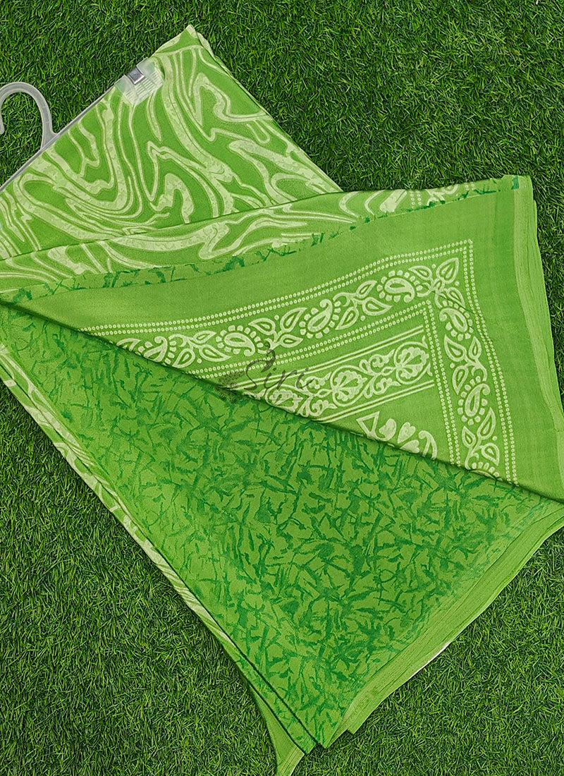 High Quality Printed Crepe Silk Saree with Blouse